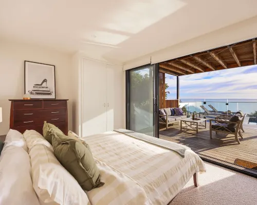Azure Horizon Heated Pool with Stunning View Hotels in Mount Martha