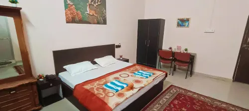 City Palace and Banquet Hall Hotels in Chhatarpur