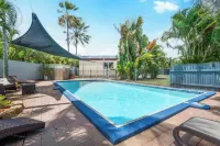 Tasman Holiday Parks - Torquay Palms Hotels in Torquay