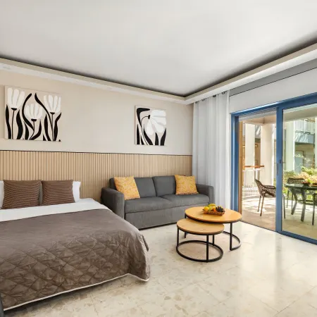 Royal Park Resort Apartment 74