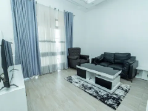 Apartment - Sleeps 4 - Parking - Balcony