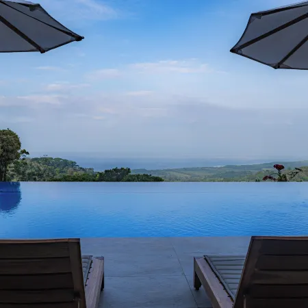 Lamangata Luxury Surf Resort - All Inclusive