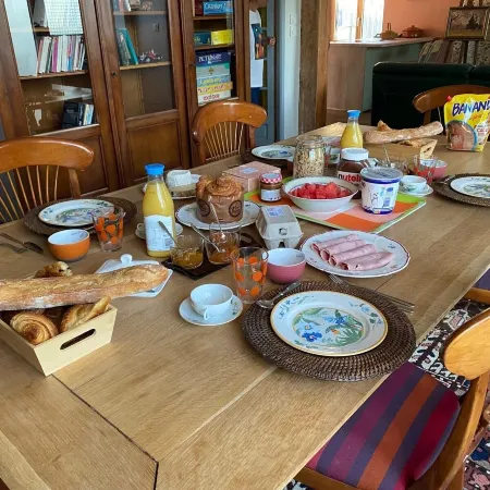 Parenthèse à la Maison de l'Ecrivain Entre Nature et Petit déjeuner Festin