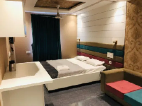 C M Hotel Hotels in Dharmapuri