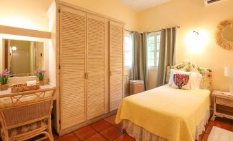 Aqua Bliss 3 Bedroom Home by Bluescape