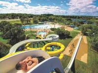 Blue Fern Hotel - Nestled Away Loft Space Hotels in Ottumwa