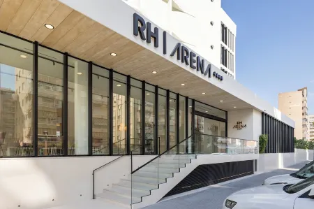 Hotel RH Arena Отели рядом с достопримечательностью «Rotonda G A N D I A»