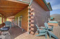 Maggie Valley Cabin w/ Private Hot Tub & Game Room - Parkplatz