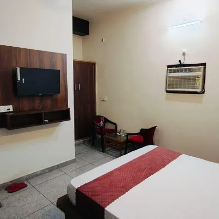 Hotel Moon -Near Bus Stand Panipat