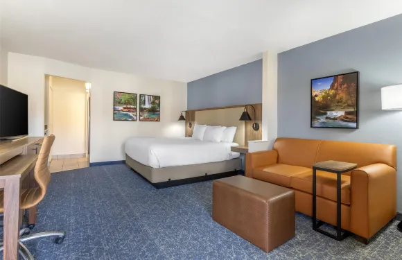 旅人貝斯特韋斯特優質套房酒店