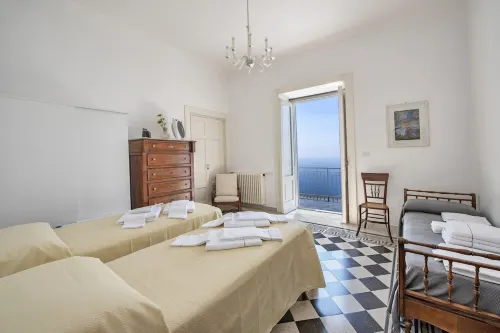 Beautiful Villa with magnificent terrace overlooking the sea Hotel a Conca dei Marini