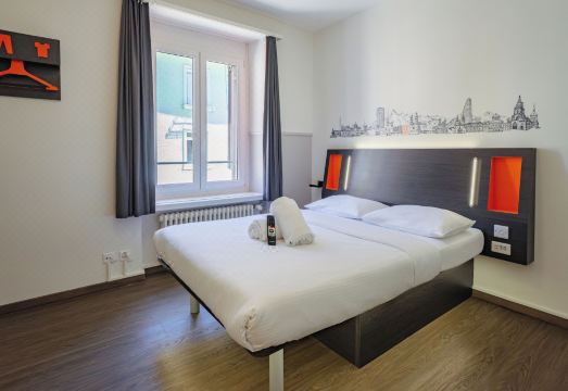 3. 이지호텔 취리히..