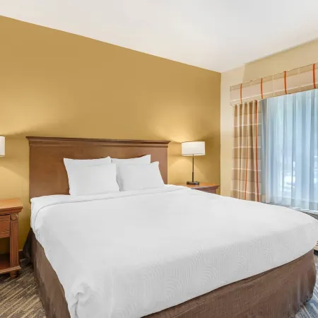 Country Inn & Suites by Radisson, des Moines West, IA