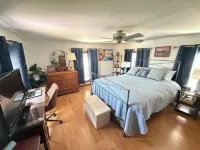 Kayak Friendly Home on the Chesapeake Bay with Bikes, Paddle Board & Golf Cart
