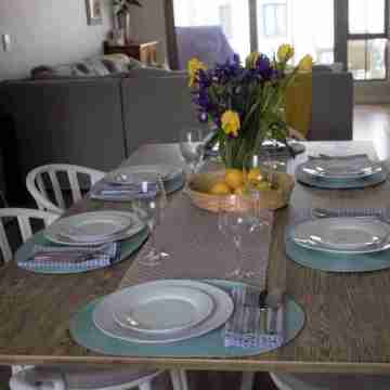 Modern, Spacious & Convenient apartment for 4 Dining/Meeting Rooms