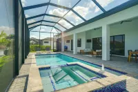 Pool & Outdoor Kitchen: Waterfront Cape Coral Home - parking