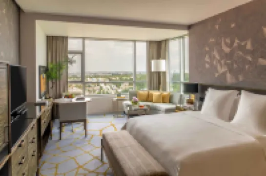 포 시즌스 호텔 벵갈루루 앳 엠버시 원  호텔