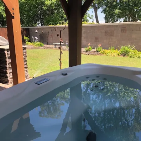 Mondavi Cottage - a VRBO  home perfect for university or medical Professionals
