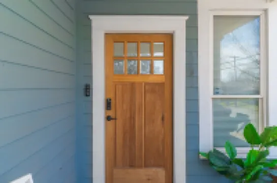 "KOZY KOTTAGE" Near Downtown! 2025 Remodel, Sleeps 8 Comfortably, Games & More!