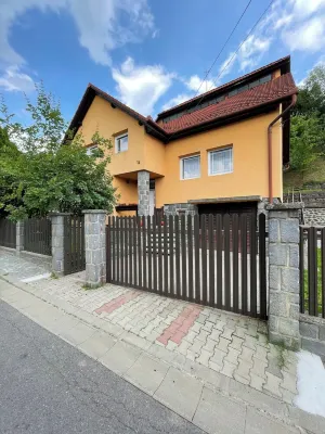 Silent House-Sovata suitable for up to 10 Guests Hotel a Sovata