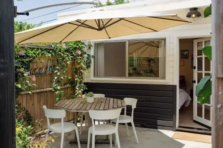 Jones Surf Shack South Bay