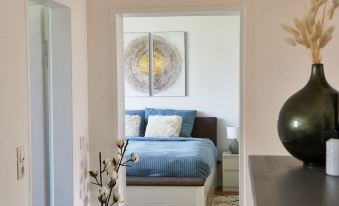 Work from Home 2BR, FREE Parking, Netflix,Near BASF