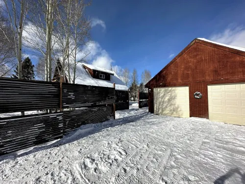 Charming 3-bedroom Tabernash Tavern at Winter Park Hotels in Tabernash