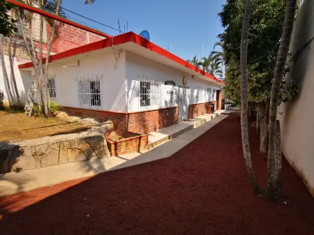 ! Beautiful House with Pool in Yautepec, Morelos!