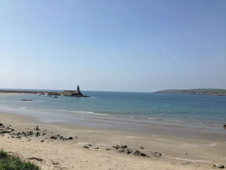 Auld Schoolhouse Sleeps 8 (3 Bedroom)