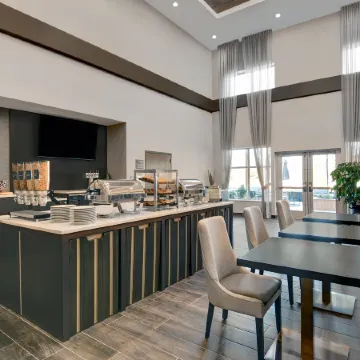 Homewood Suites by Hilton Edison Woodbridge