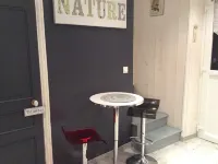 Le Pavillon de Louis Gîte de Charme  Gîtes de France Hotels in Murol