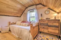 Trout Ponds & Sauna: Unique Log Cabin in Freedom - 3 stjerner