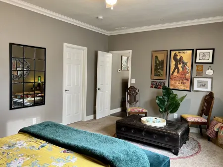 Bright & Beautiful Rose Bowl Retreat