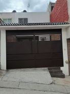 Modern House in Morelia. Jardin De La Montana