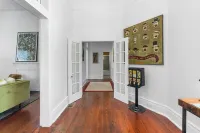 Historic Stylish Cottage 5 Min Walk to Downtown Mobile