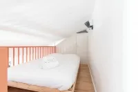 DIFY Grand Dupont - Quartier Croix Rousse Hotels in 1st arr.Hotel de Ville