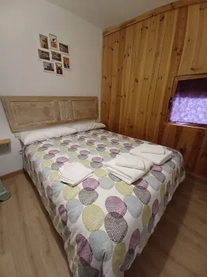 Apartment Casa de la Catedral Alta Các khách sạn ở Siguenza