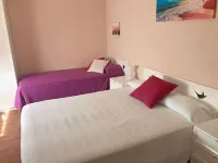 Self catering La Pausa Rural for 10 people Hotels in Osona