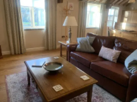 Cosy and spacious cottage in beautiful surroundings with private outside area Hotel a Malton