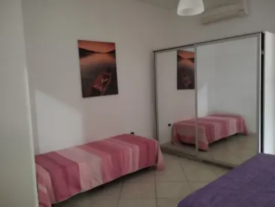 The pink house Hotels near Riserva naturale Foce Volturno - Costa di Licola