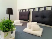 Cozy apartment Bracciano center, very close to the train station