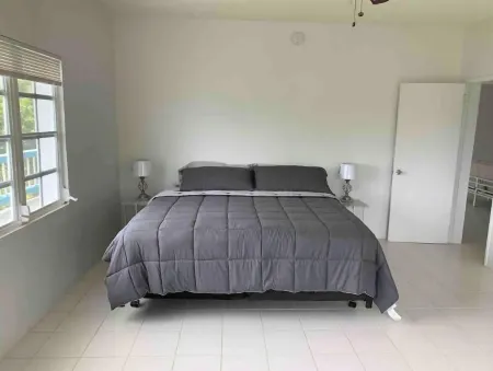 Fortuna Bay Villa/Entire Apt/Walk to the Bay Отели в г. Запад Энд