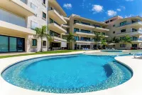 Ground Floor Marina View Infinity Pool Private Terrace Puerto Aventuras - Pools
