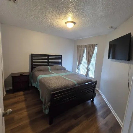 3-bedroom townhome in amazing Orange Park, FL