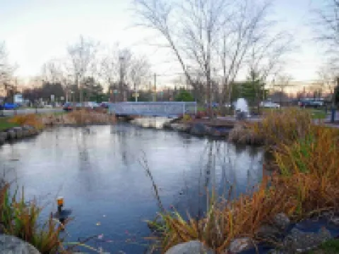 Contemporary Luxury Loft! Apt-20 Min to NYC Hotels in Edgewater