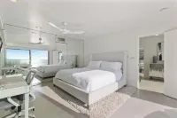 Encinitas Shores - Beachfront, Ocean View & Patio
