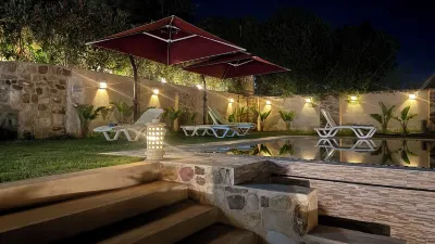 Villa on Hill Отели в г. 