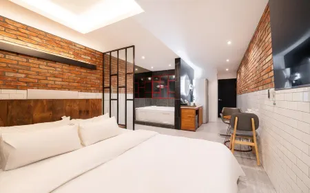 Hotel in Cafe Guri-si Отели в г. Кури