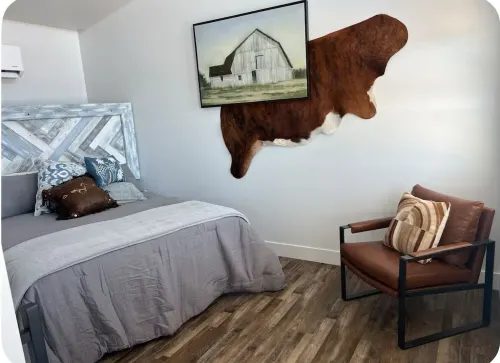 Lucky Lake 208 tiny home B