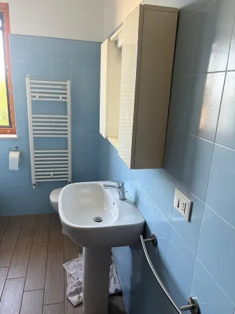 Cozy loft 5 minutes from the sea on the Costa dei trabocchi... Отели в г. Fossacesia